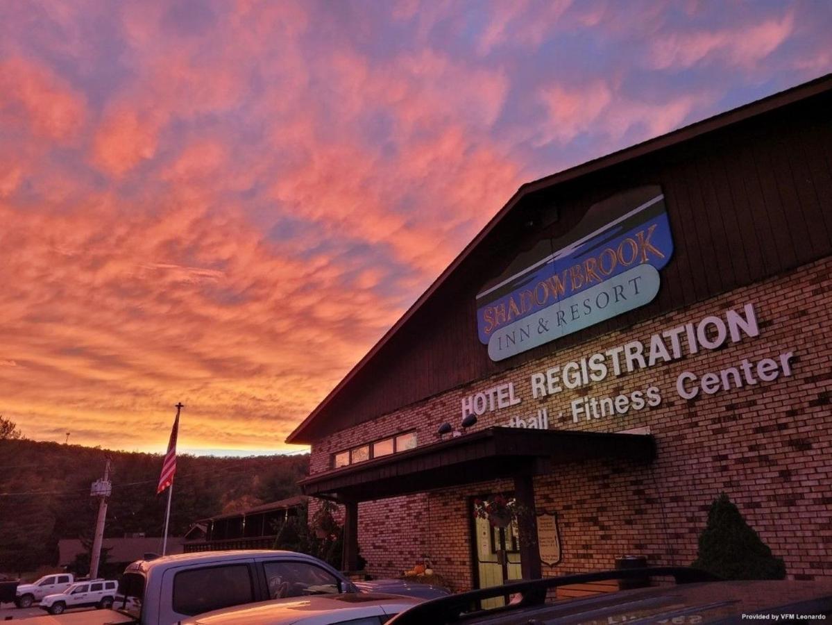 Shadowbrook Resort Tunkhannock Екстер'єр фото