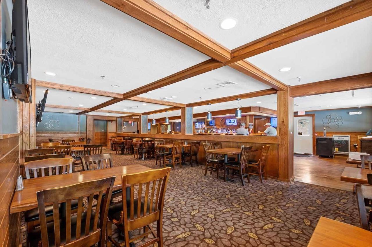 Shadowbrook Resort Tunkhannock Екстер'єр фото