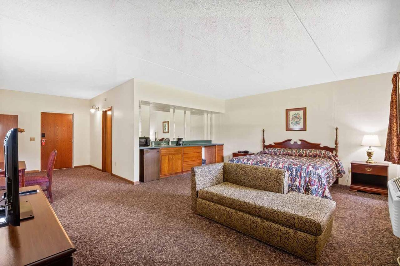 Shadowbrook Resort Tunkhannock Екстер'єр фото
