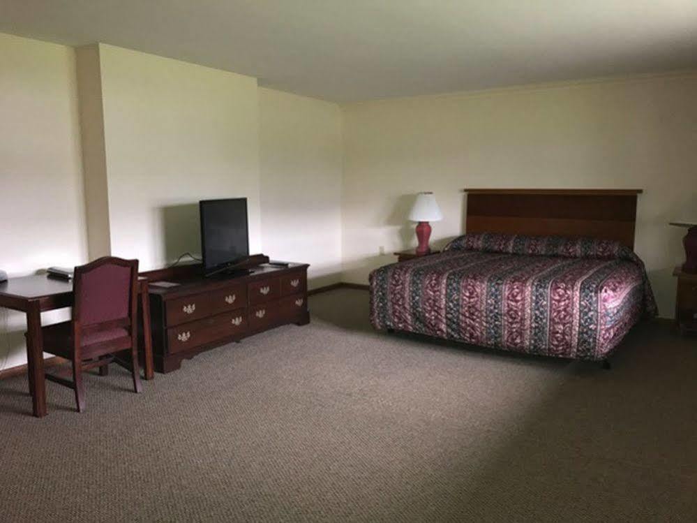 Shadowbrook Resort Tunkhannock Екстер'єр фото